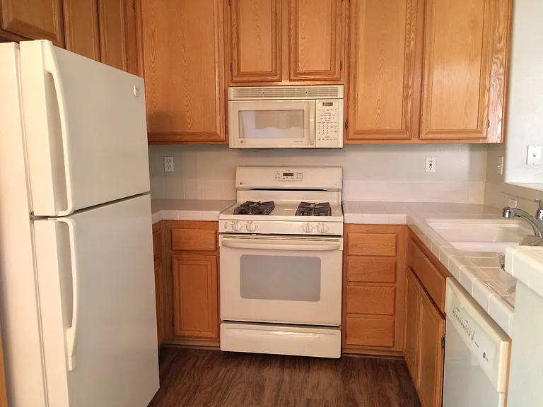 9633 W Canyon Ter #1 — Photo 4