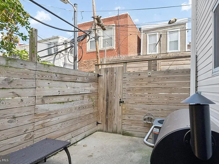2211 Titan St — Photo 19