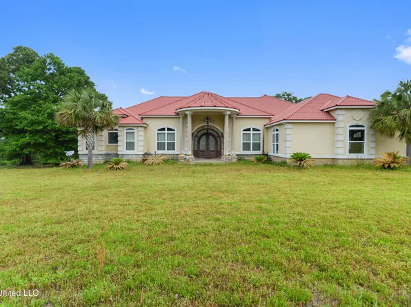 4011 Stewart Ln, Perkinston, MS 39573