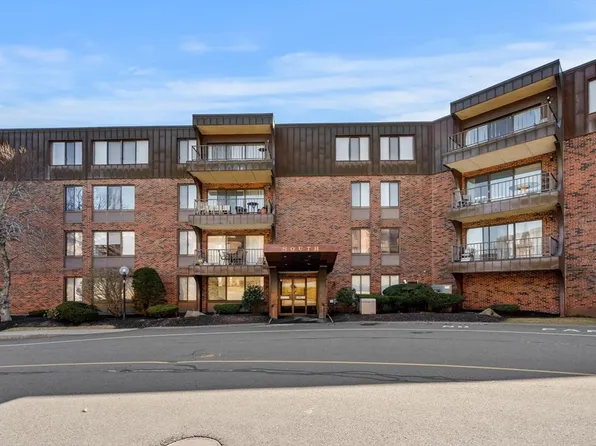 1002 Paradise Rd APT 1O, Swampscott, MA 01907