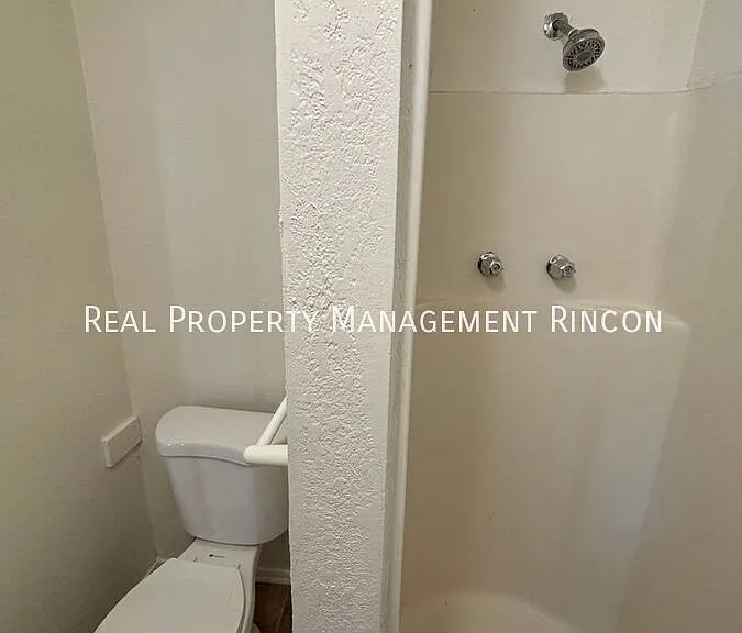 1665 N Magnolia Ave — Photo 8