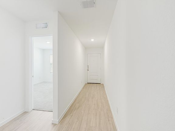 4th image of 6744 Teal Cir