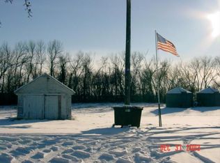 191 22nd St NE, Reynolds, ND 58275