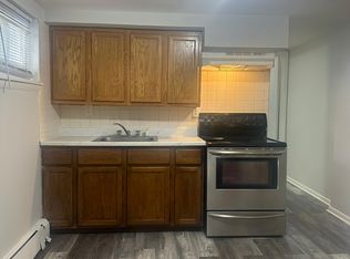 823 W 6th St #1, Wilmington, DE