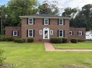 607 E 2nd St, Kenly, NC 27542