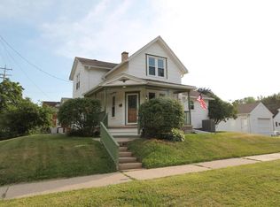 357 Amanda St, Burlington, WI 53105