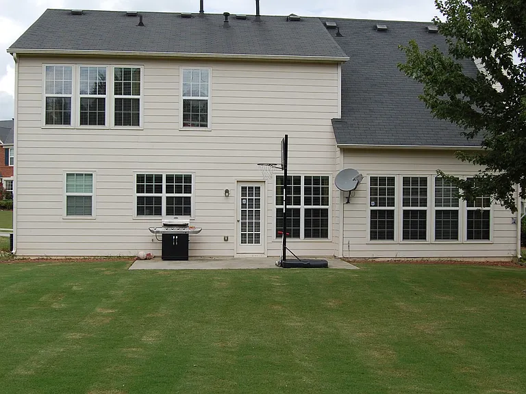 8025 Friarbridge Dr — Photo 7