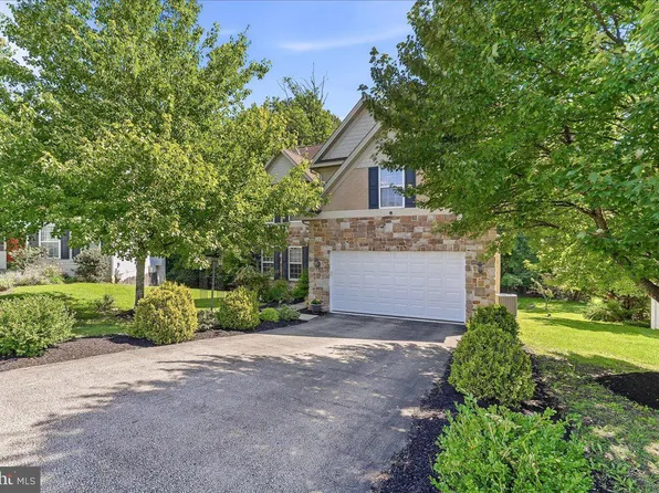 305 Carolee Cir, Springfield, PA 19064