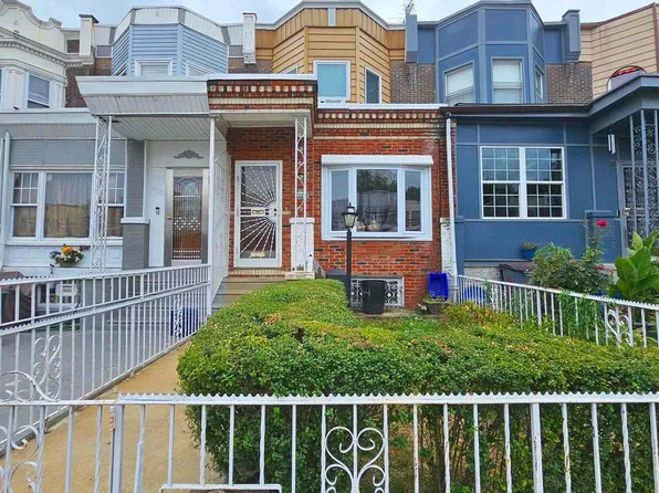 5916 Christian St, Philadelphia, PA 19143