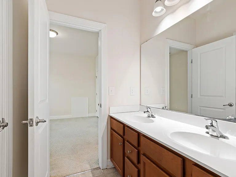 2707 Abruzzo Dr — Photo 36