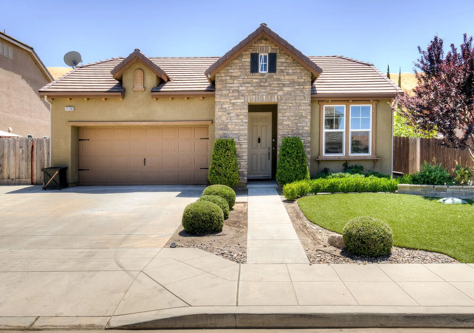 21230 Tramonto Ln. — Photo 1