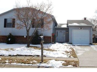 27 Dorsey Ln, Bear, DE 19701