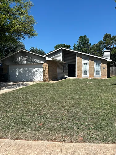 920 Mercury Rd Photo 1
