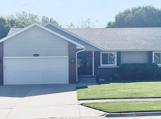 5203 Avenue I, Kearney, NE 68847