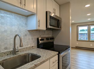 155 River St #D5, West Springfield, MA 01089