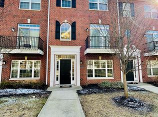 11928 Riley Dr UNIT 3, Zionsville, IN 46077