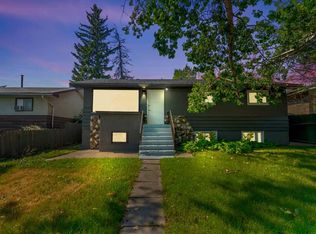 1527 E 52nd St SE, Calgary, AB T2A1T9
