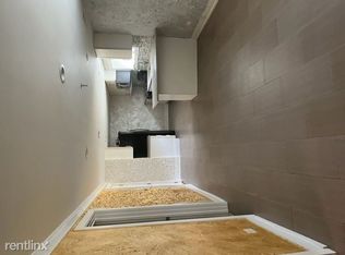 2433 Haymond St, River Grove, IL 60171