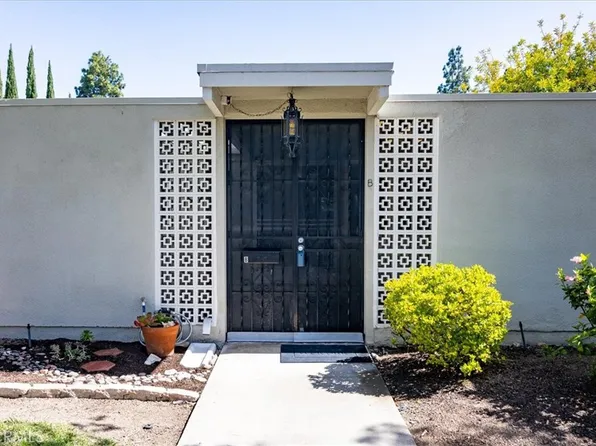 320 Avenida Carmel Unit B, Laguna Woods, CA 92637
