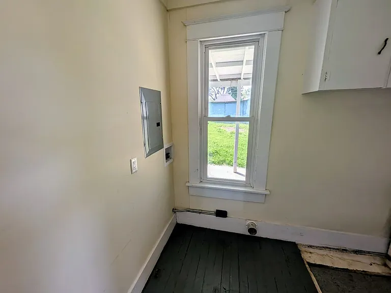 3316 Duncan St — Photo 12