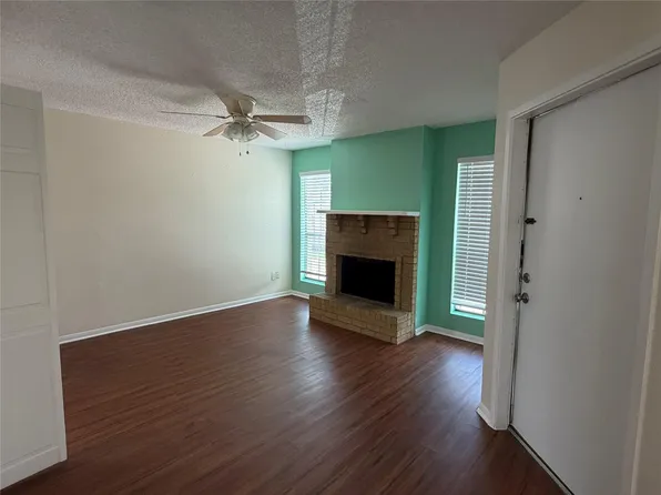1516 Bay Area Blvd APT F2, Houston, TX 77058