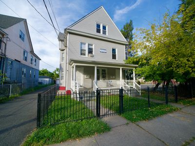 96-98 Sargeant Street, Hartford, CT, 06105