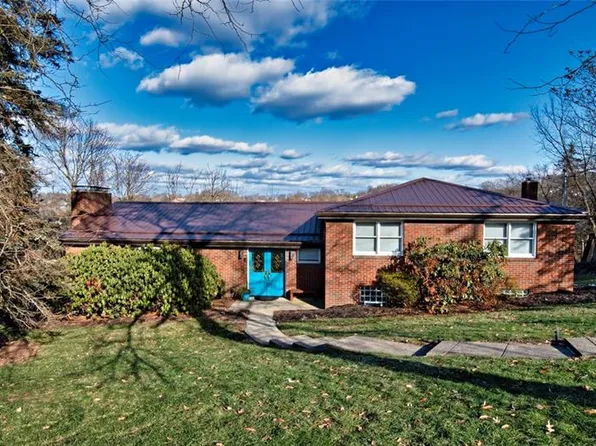 251 Franklin Dr, Pittsburgh, PA 15241