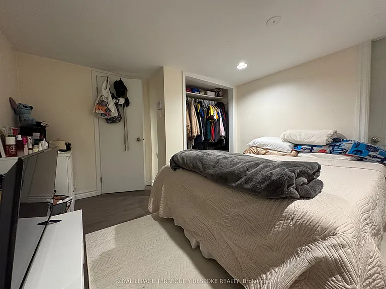 279 Lauder Ave #1 — Photo 8