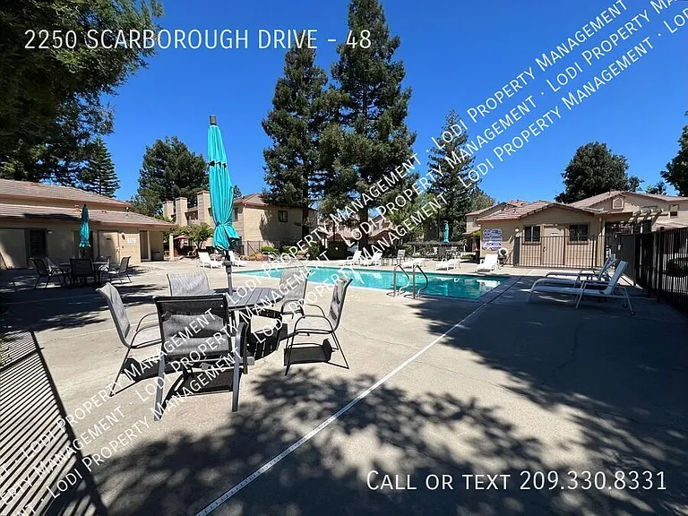 2250 Scarborough Dr #48 — Photo 24