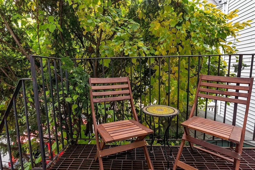 1 bed, 1.0 bath, 500 sqft, $2,500 — Photo 3
