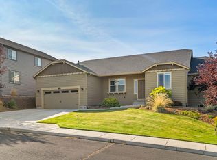 4646 SW Umatilla Ave, Redmond, OR 97756