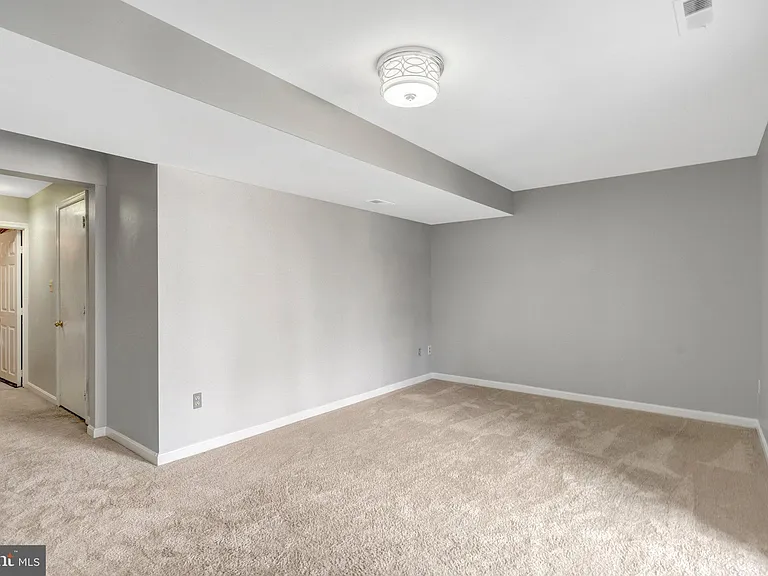 14716 Grobie Pond Ln — Photo 30