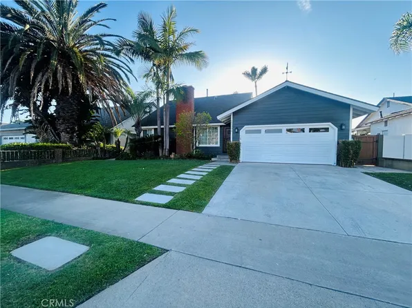 17391 Forbes Ln, Huntington Beach, CA 92649