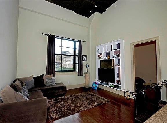3rd image of 1201 Canal St APT 253