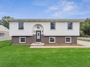 1600 Plank Rd, Menasha, WI 54952