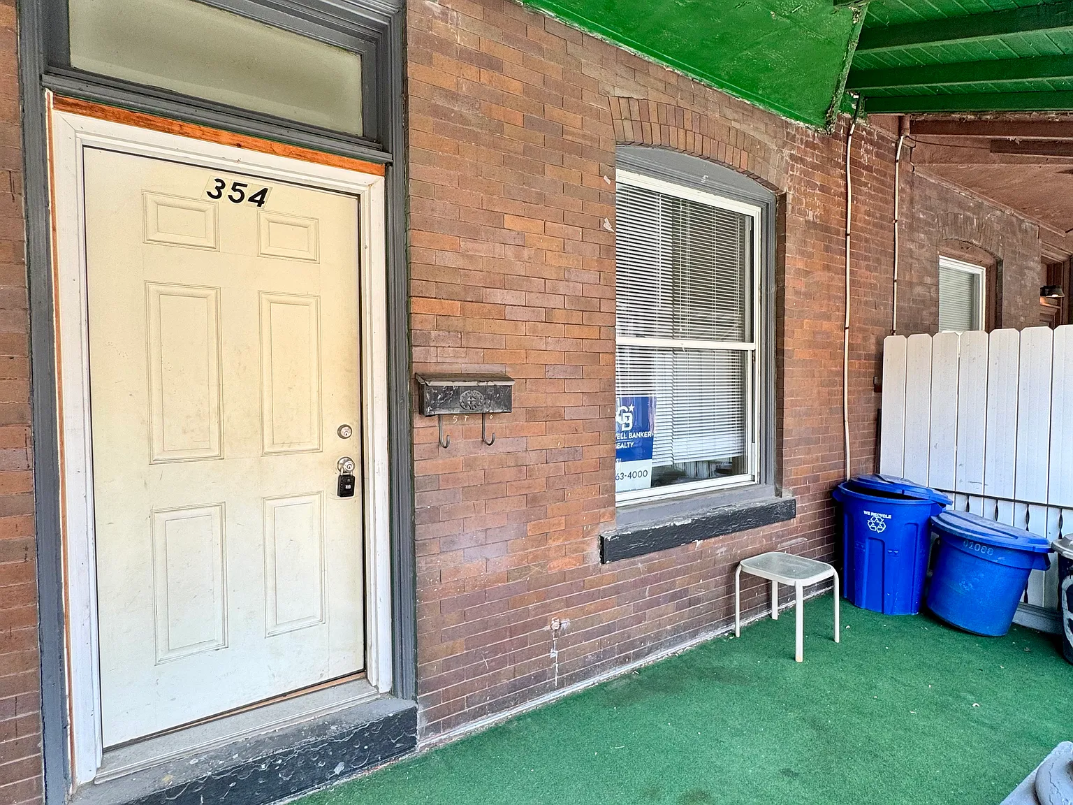 4 bed, $2,000 — Photo 2