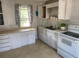 83 W Main St #2, Bradford, NH 03221