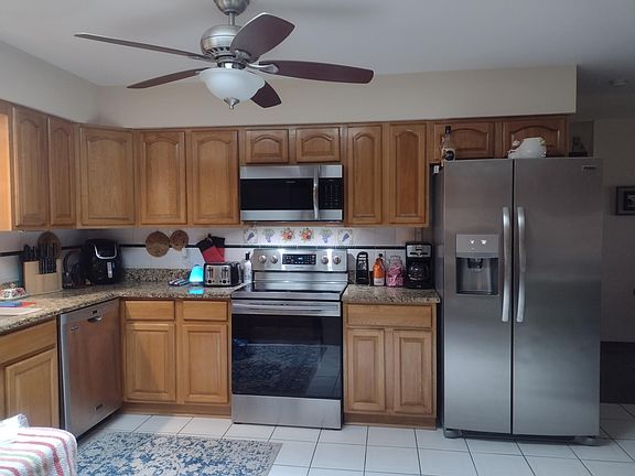 4th image of 1834 Marysville Dr