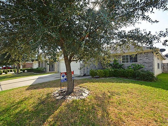 3rd image of 19719 Brisbane Meadows Dr