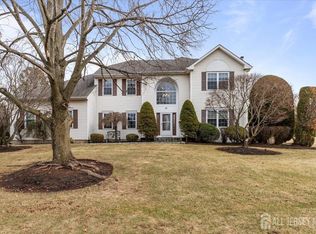 23 Maher Rd, Somerset, NJ 08873