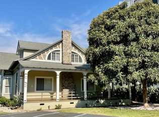 447 N Raymond Ave, Pasadena, CA 91103