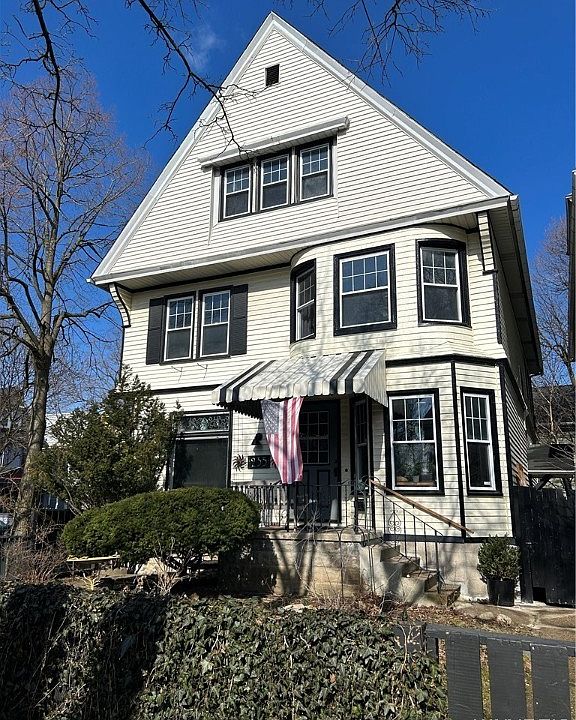1st image of 235 Highland Ave