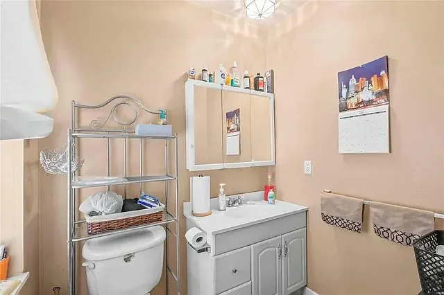 3 bed, $1,000 — Photo 2