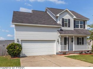 1524 Belews Creek Ln, Fayetteville, NC 28312