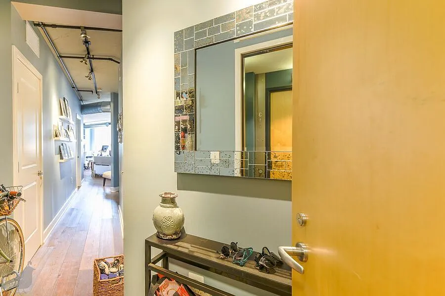 Stunning Two Bedroom Condo at Union Row! Parking Included! — Photo 4