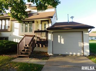 4208 Laurel Ct #13, Davenport, IA 52804