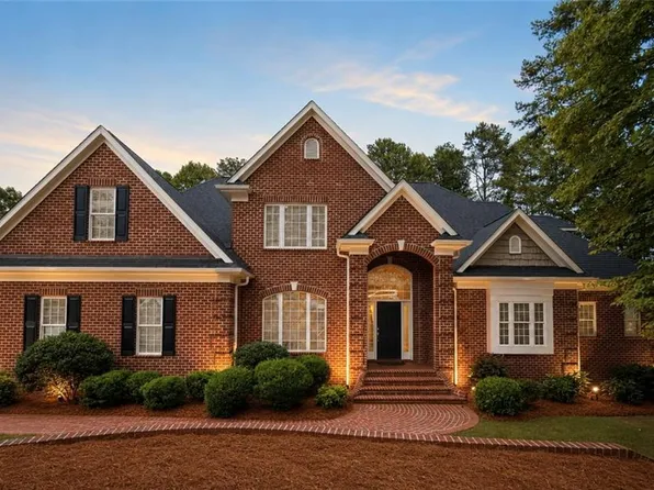 2614 Fox Ridge Rd, Asheboro, NC 27205