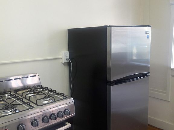 4th image of 555 Taylor St APT 302