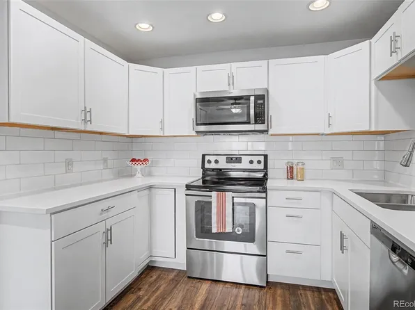 3082 S Wheeling Way Bldg 208 #404, Aurora, CO 80014