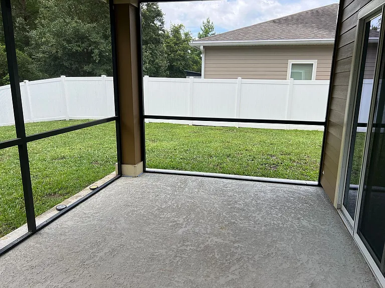16057 Bainebridge Dr — Photo 27